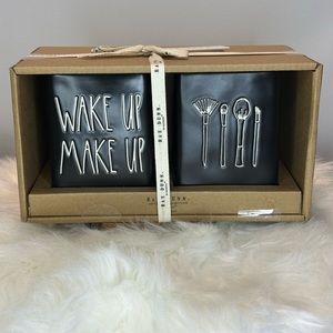 🚨Price Drop🚨Rae Dunn Make up Brush Cups